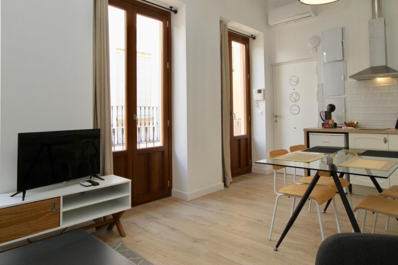 Apartamentos Inside Centro Гранада Екстериор снимка
